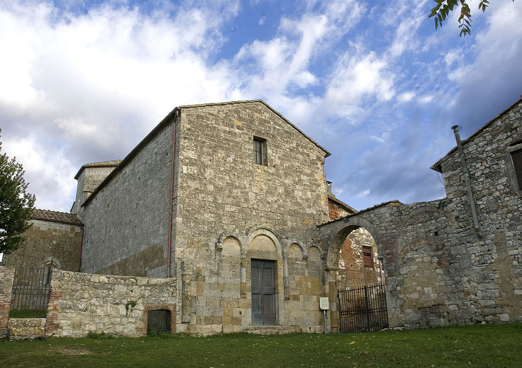 Visit Colle di Val d'Elsa Abbazia di Santa Maria Assunta a Coneo facciata